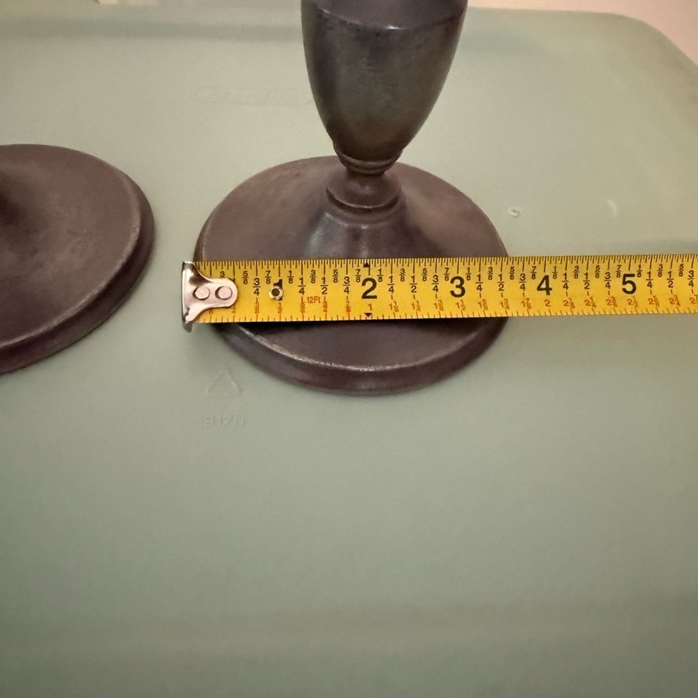 Vintage Brewster Pewter | Pair of Candlestick Holders | 4527 - Picture 6 of 8